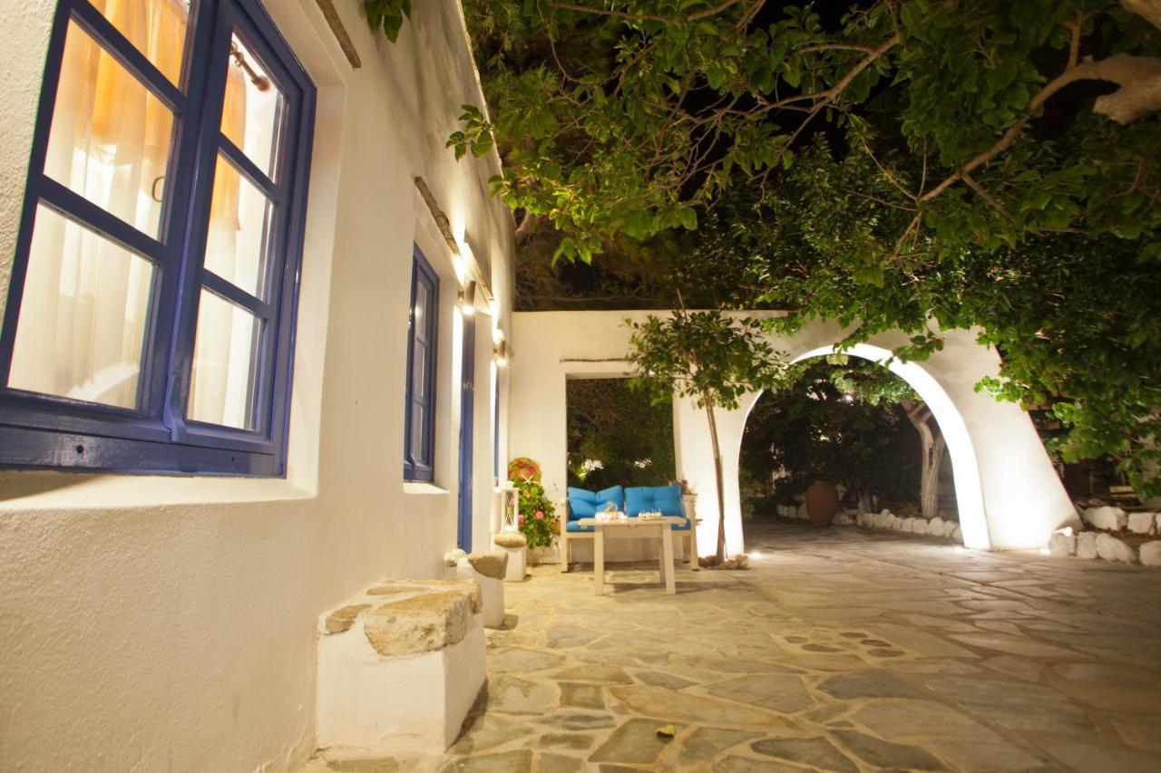 Agia Anna  Naxian Queen Luxury Villas & Suites מראה חיצוני תמונה
